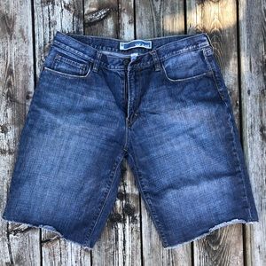 Gap Shorts size 33